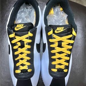 Nike Cortez Leather LA Lakers White/Black shoes. Men’s Size 10. BRAND NEW!!!